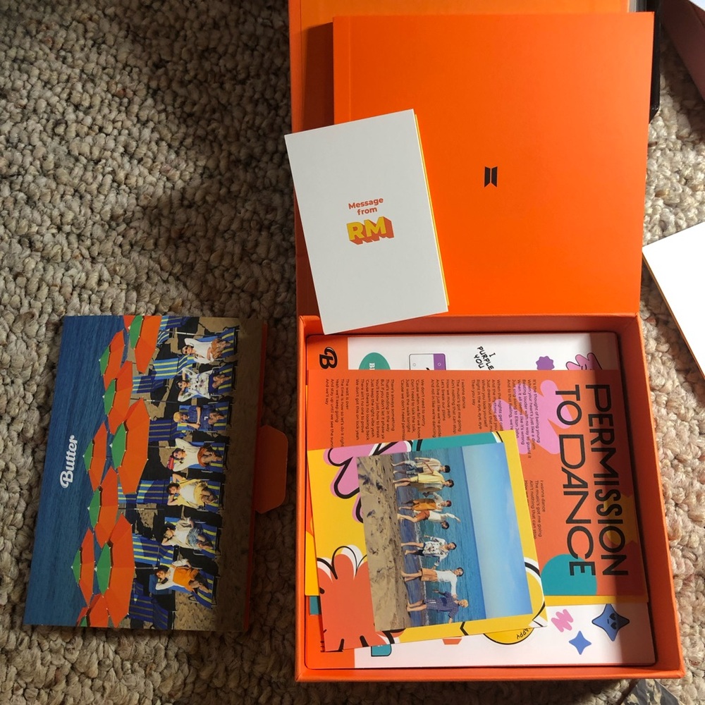 BTS Butter PTD Jungkook official kpop album & photocard - Picture 2 of 5